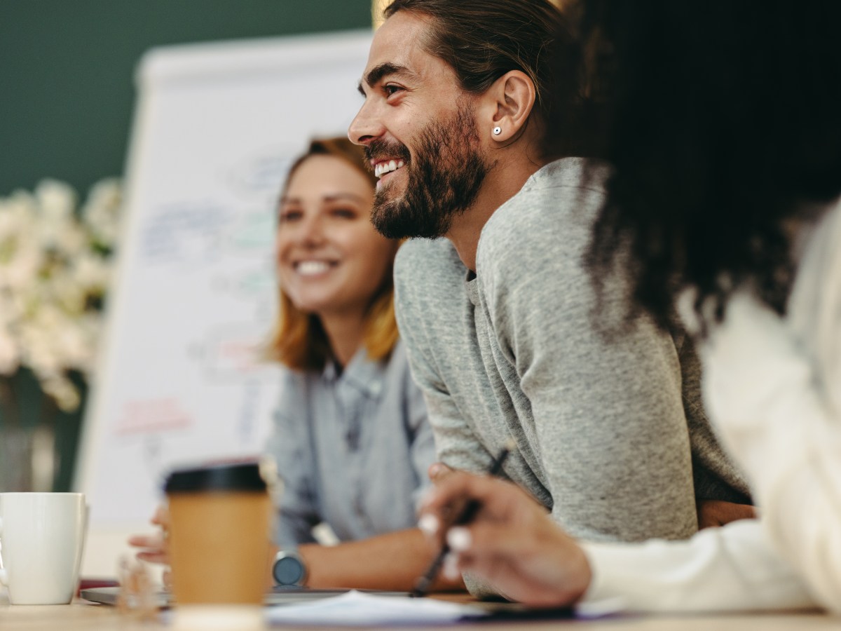 Who gains from university career services? New evidence from Catalonia